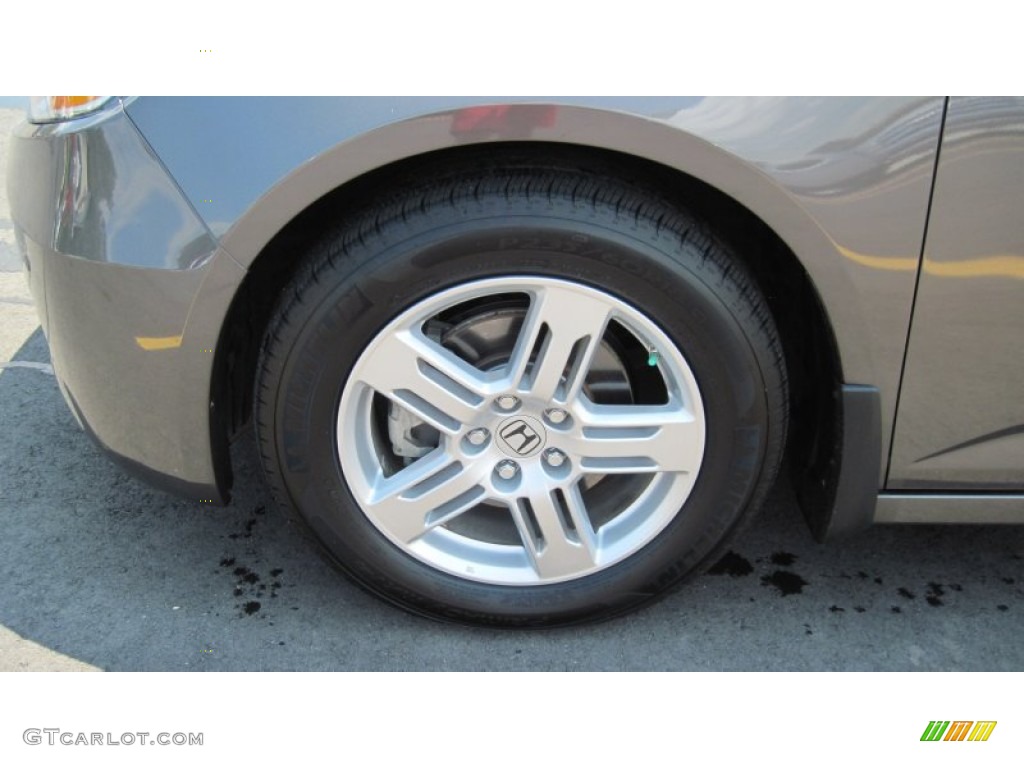 2011 Honda Odyssey Touring Wheel Photo #52215649