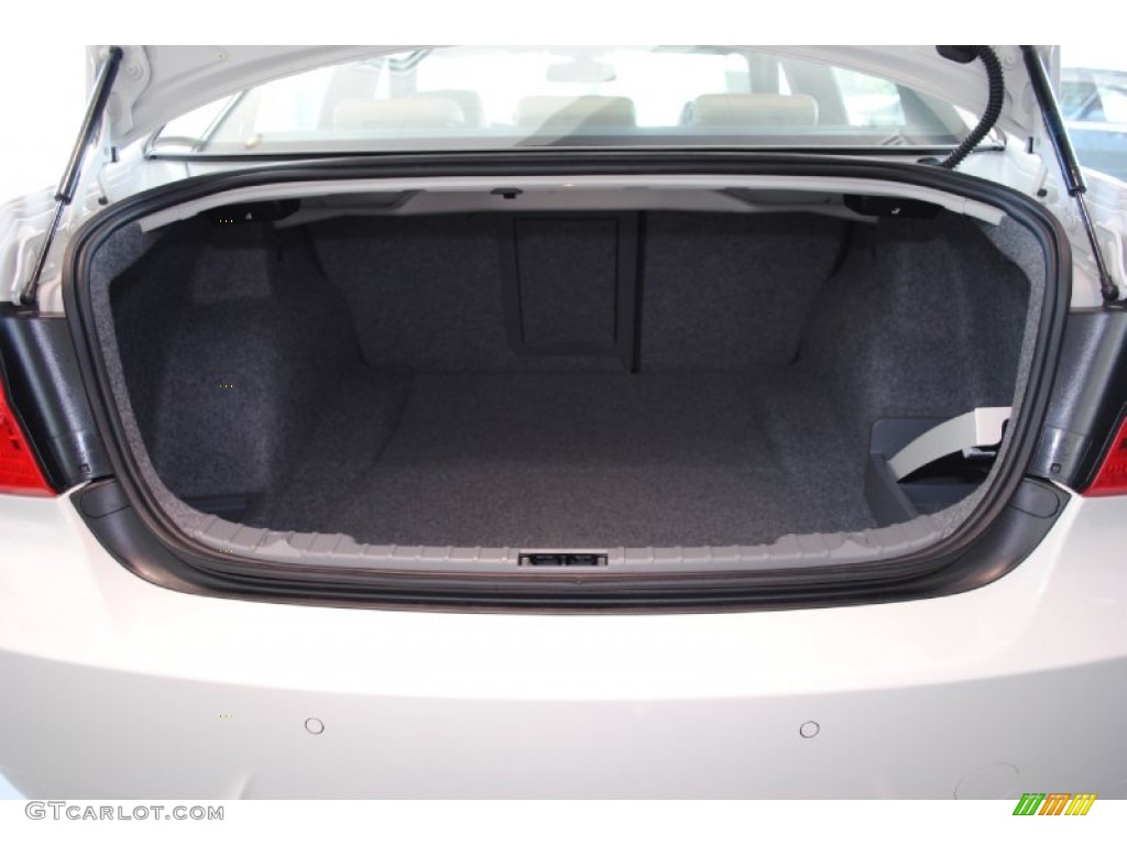 2011 BMW M3 Sedan Trunk Photo #52217656