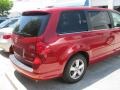Pomegranate Red Metallic - Routan SE Photo No. 4