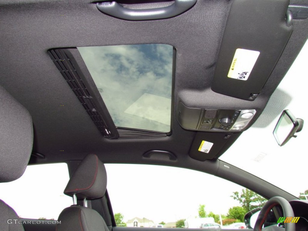 2012 Volkswagen GTI 2 Door Sunroof Photo #52221118