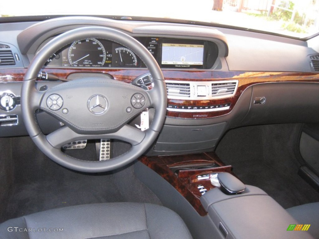 Black Interior 2010 Mercedes-Benz S 400 Hybrid Sedan Photo #52224550