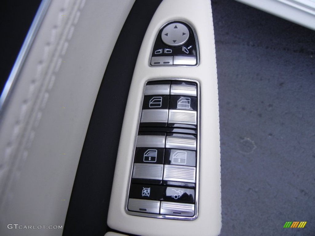 2008 Mercedes-Benz S 550 Sedan Controls Photo #52224784