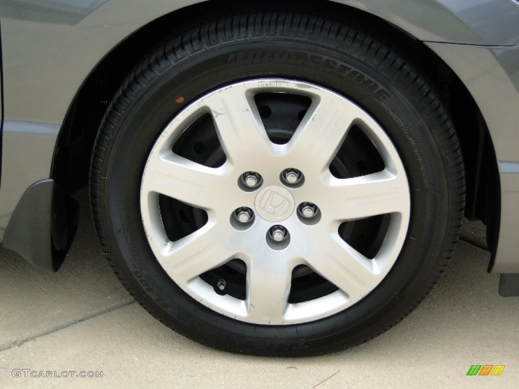 2011 Honda Civic LX Coupe Wheel Photos