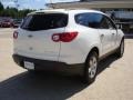 White - Traverse LT AWD Photo No. 4