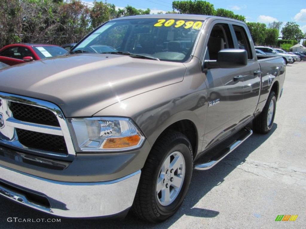 2009 Ram 1500 SLT Quad Cab - Austin Tan Pearl / Light Pebble Beige/Bark Brown photo #8