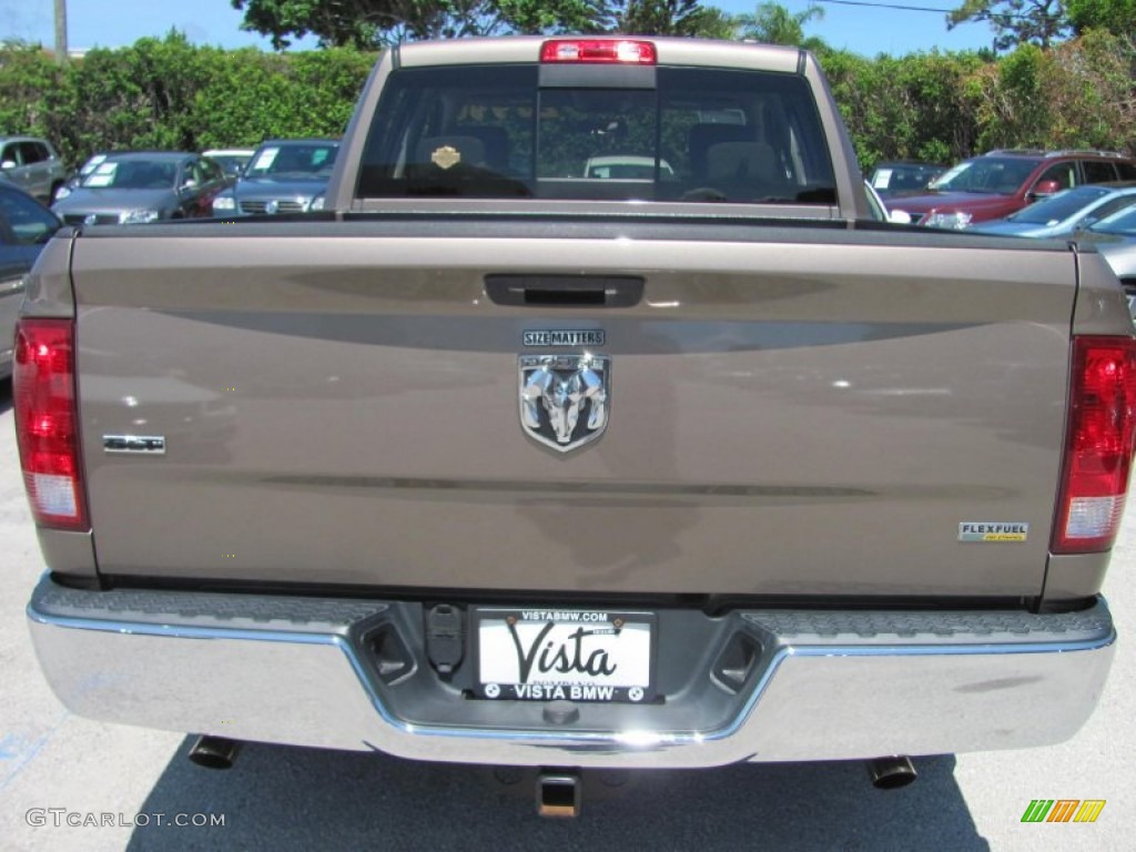 2009 Ram 1500 SLT Quad Cab - Austin Tan Pearl / Light Pebble Beige/Bark Brown photo #13