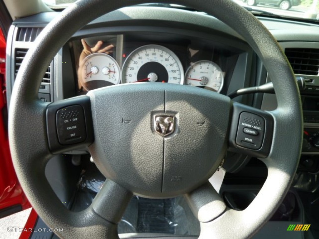 2006 Dodge Dakota SLT Club Cab 4x4 Medium Slate Gray Steering Wheel Photo #52227961