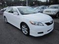 Super White - Camry SE Photo No. 1