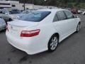 Super White - Camry SE Photo No. 6