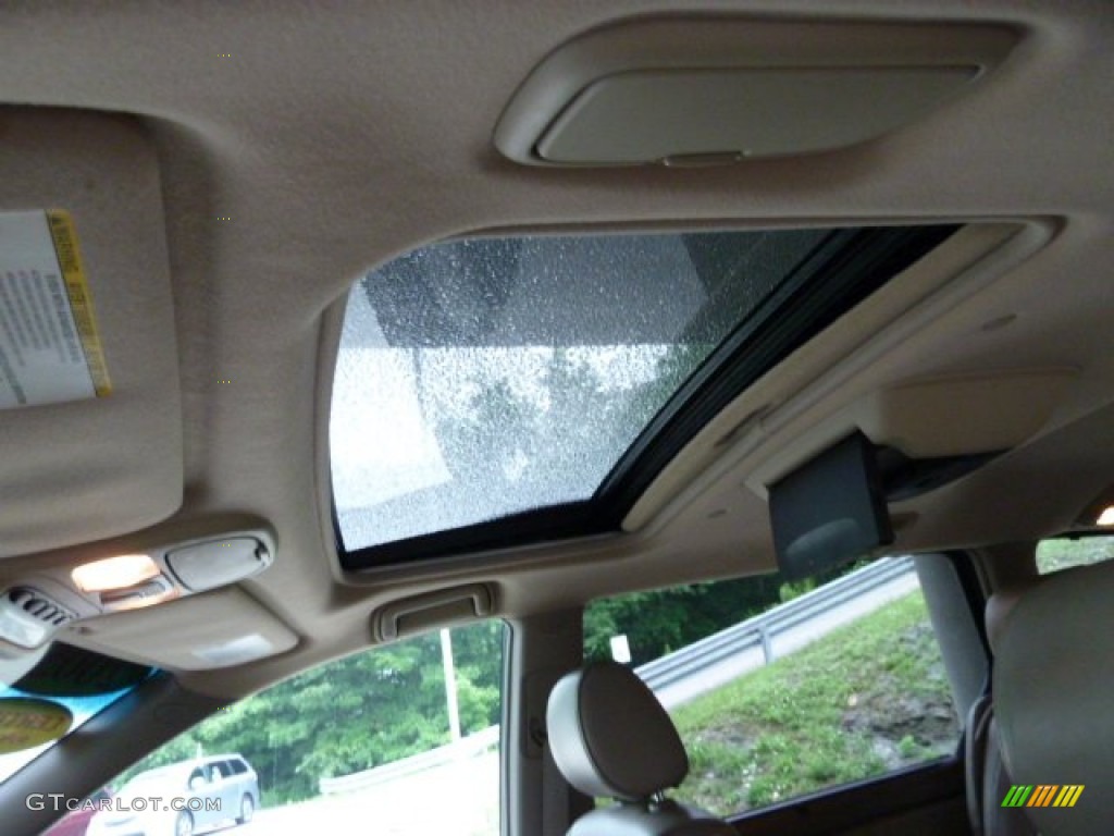 2005 Sienna XLE Limited AWD - Natural White / Taupe photo #16