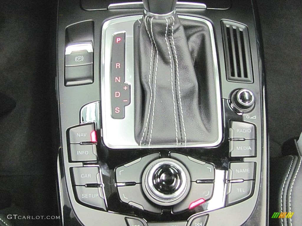2011 Audi S5 3.0 TFSI quattro Cabriolet Controls Photo #52232797