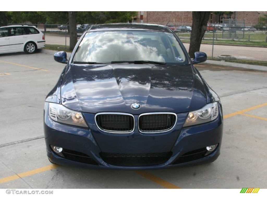 2011 3 Series 328i Sedan - Deep Sea Blue Metallic / Beige Dakota Leather photo #2