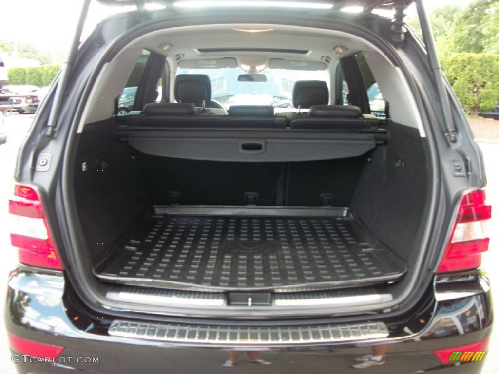 2010 Mercedes-Benz ML 350 4Matic Trunk Photo #52233571