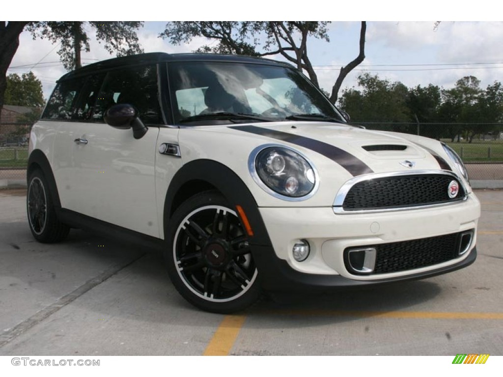 2011 Cooper Clubman Hampton Package - Pepper White / Black Lounge Leather/Damson Red Piping photo #1
