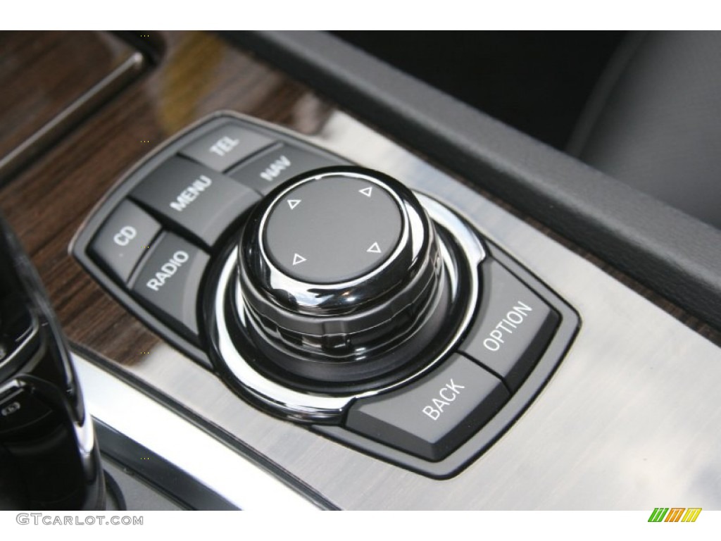2012 BMW 7 Series 740i Sedan Controls Photo #52235155
