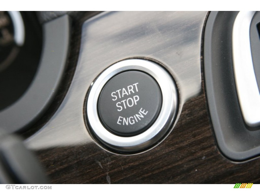 2012 BMW 7 Series 740i Sedan Controls Photo #52235173