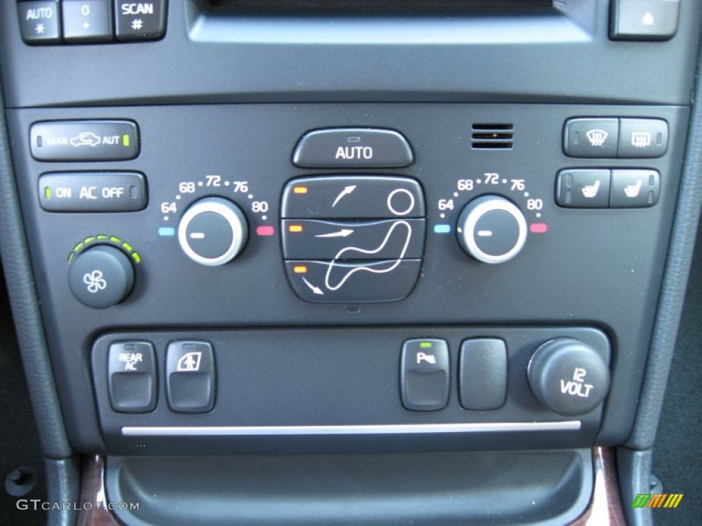 2012 Volvo XC90 3.2 AWD Controls Photo #52235317