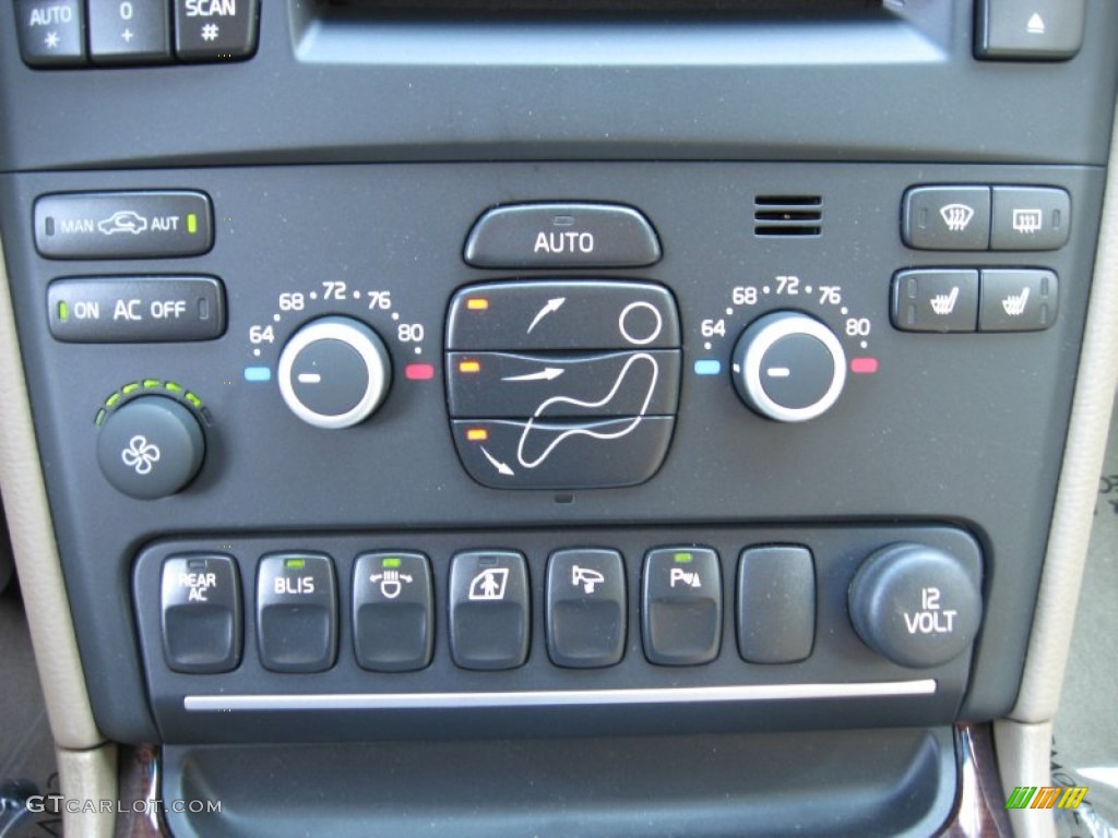 2012 Volvo XC90 3.2 Controls Photo #52236178