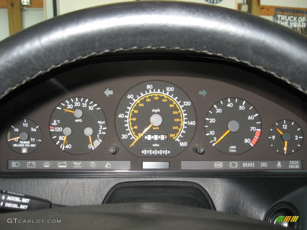 1991 Mercedes-Benz SL Class 300 SL Roadster Gauges Photos