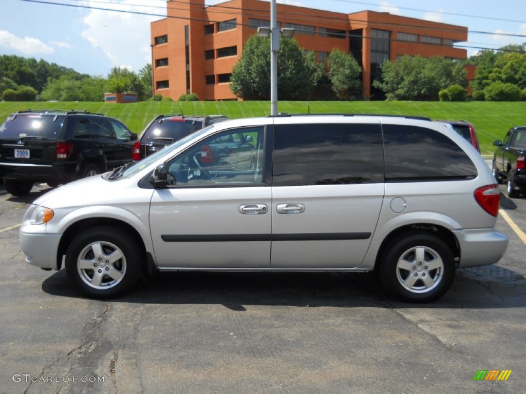 Bright Silver Metallic 2005 Dodge Caravan SXT Exterior Photo #52239814