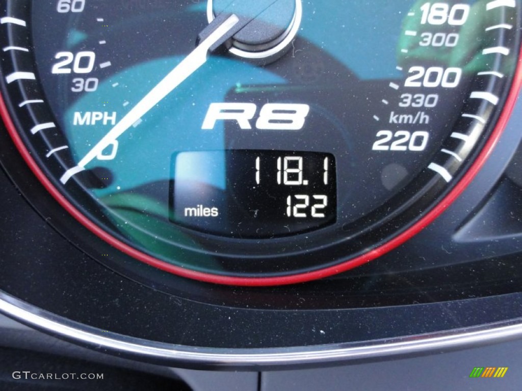 2011 Audi R8 Spyder 5.2 FSI quattro Gauges Photo #52240486