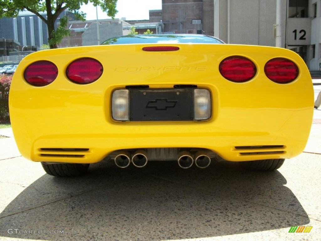 Millenium Yellow 2003 Chevrolet Corvette Z06 Exterior Photo #52242547