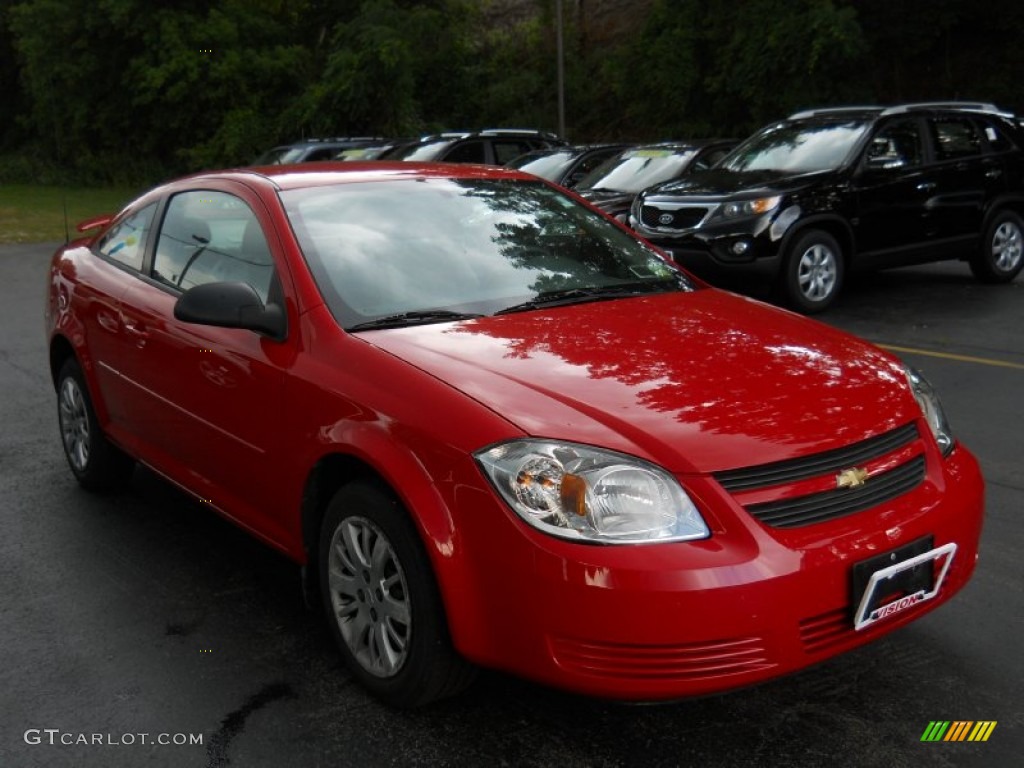 2010 Cobalt LS Coupe - Victory Red / Gray photo #13
