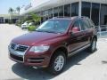Cranberry Red Metallic - Touareg 2 VR6 Photo No. 1