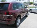 Cranberry Red Metallic - Touareg 2 VR6 Photo No. 6