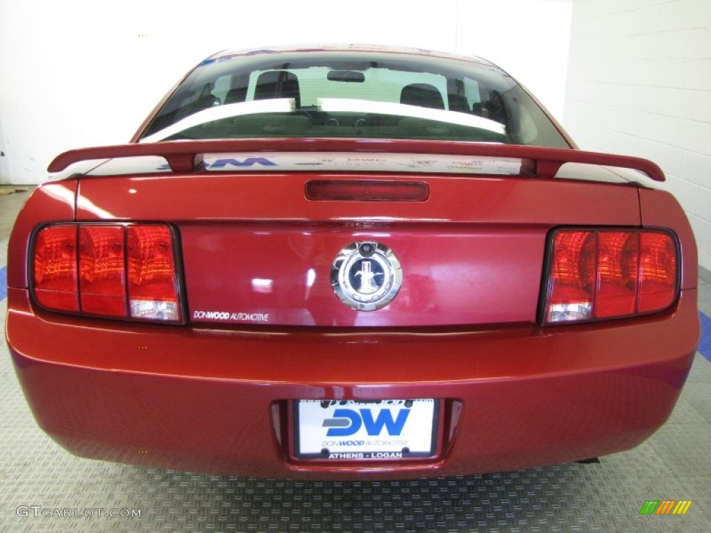 2005 Mustang V6 Deluxe Coupe - Redfire Metallic / Dark Charcoal photo #8