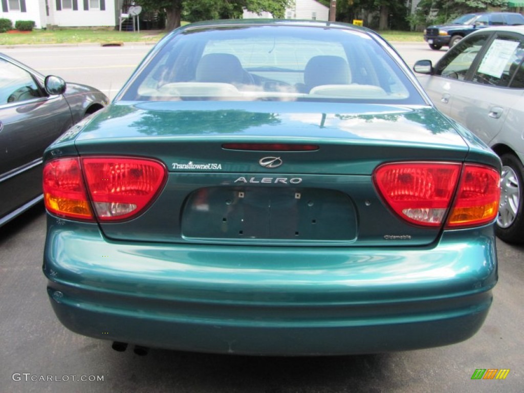 1999 Alero GL Sedan - Jade Green Metallic / Pewter Gray photo #13