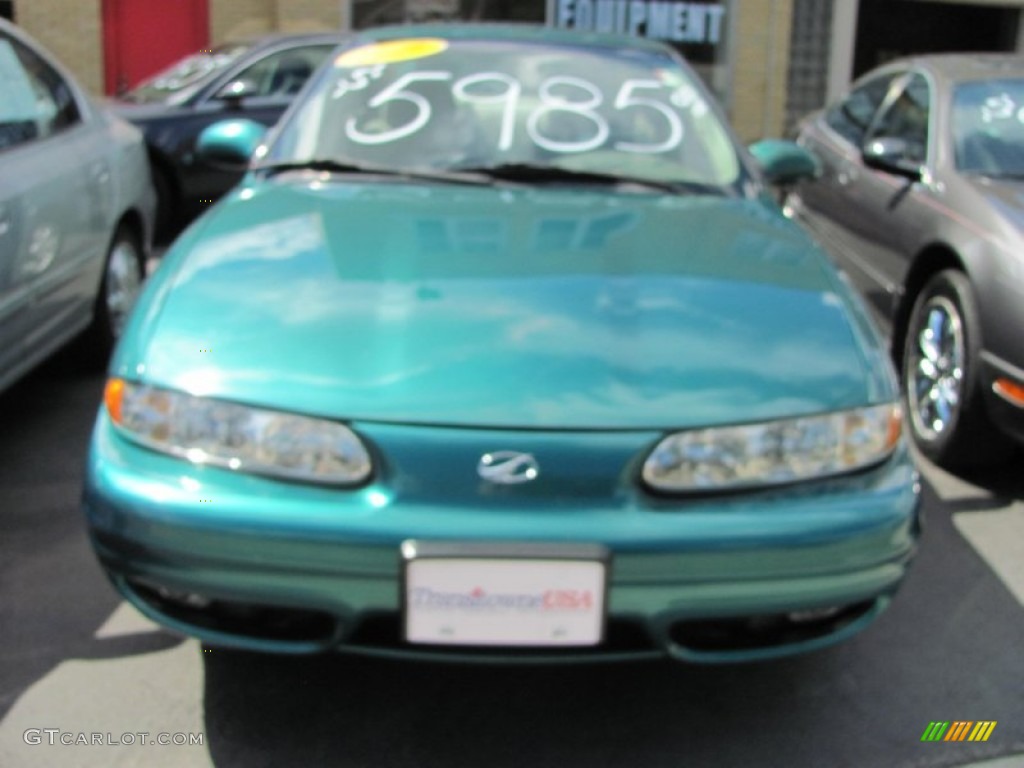 1999 Alero GL Sedan - Jade Green Metallic / Pewter Gray photo #18