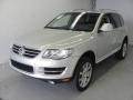 White Gold Metallic 2008 Volkswagen Touareg 2 V8 Exterior