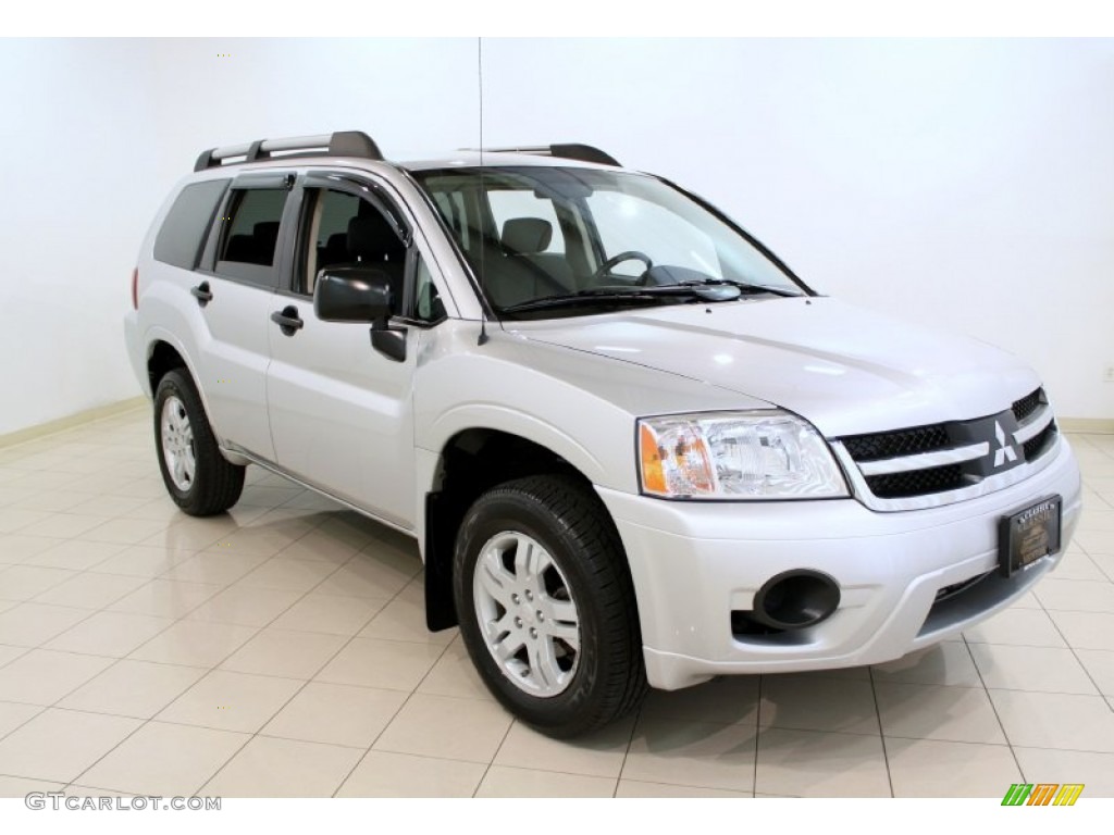 Liquid Silver Metallic 2007 Mitsubishi Endeavor LS Exterior Photo #52247716