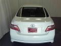 Super White - Camry SE Photo No. 3
