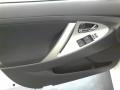 Super White - Camry SE Photo No. 11