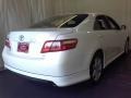 Super White - Camry SE Photo No. 15