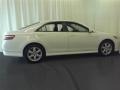 Super White - Camry SE Photo No. 16