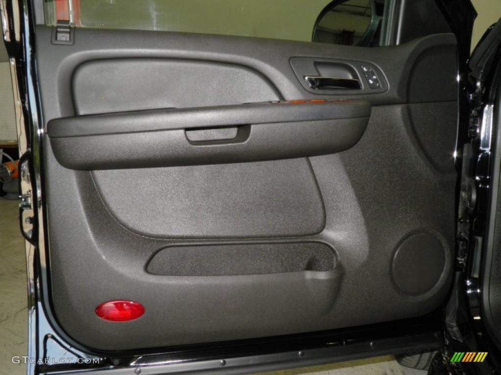 2009 GMC Yukon SLT Ebony Door Panel Photo #52251244