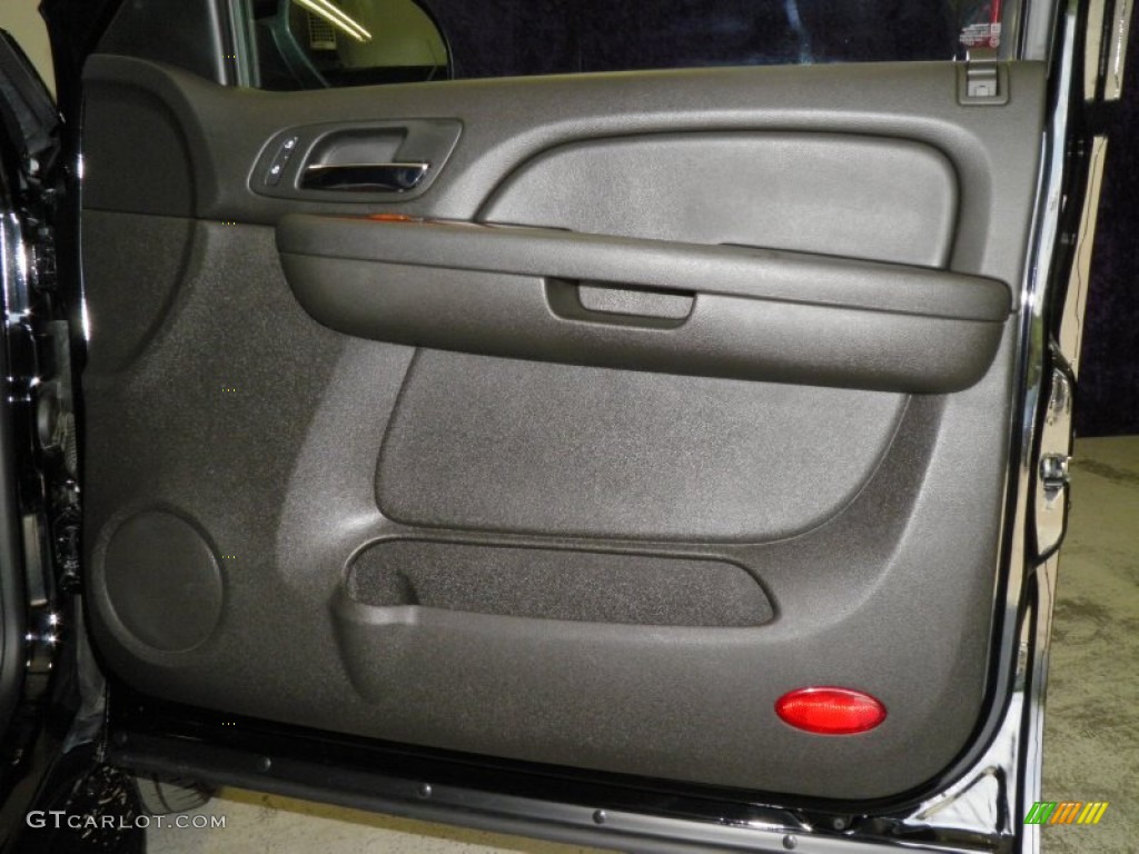 2009 GMC Yukon SLT Ebony Door Panel Photo #52251289