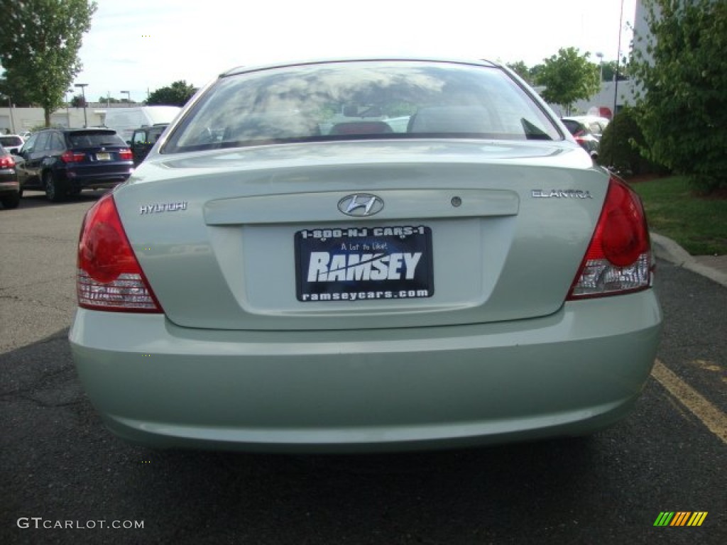 2004 Elantra GLS Sedan - Sea Shell Green / Beige photo #5