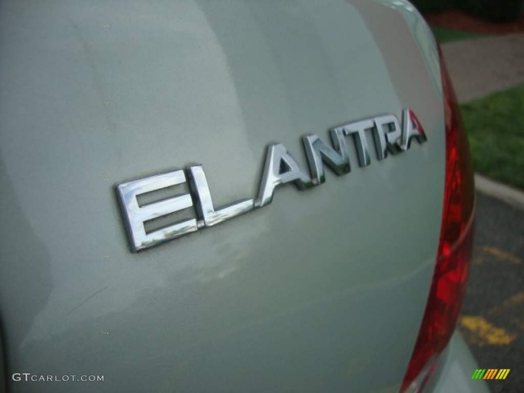 2004 Elantra GLS Sedan - Sea Shell Green / Beige photo #6