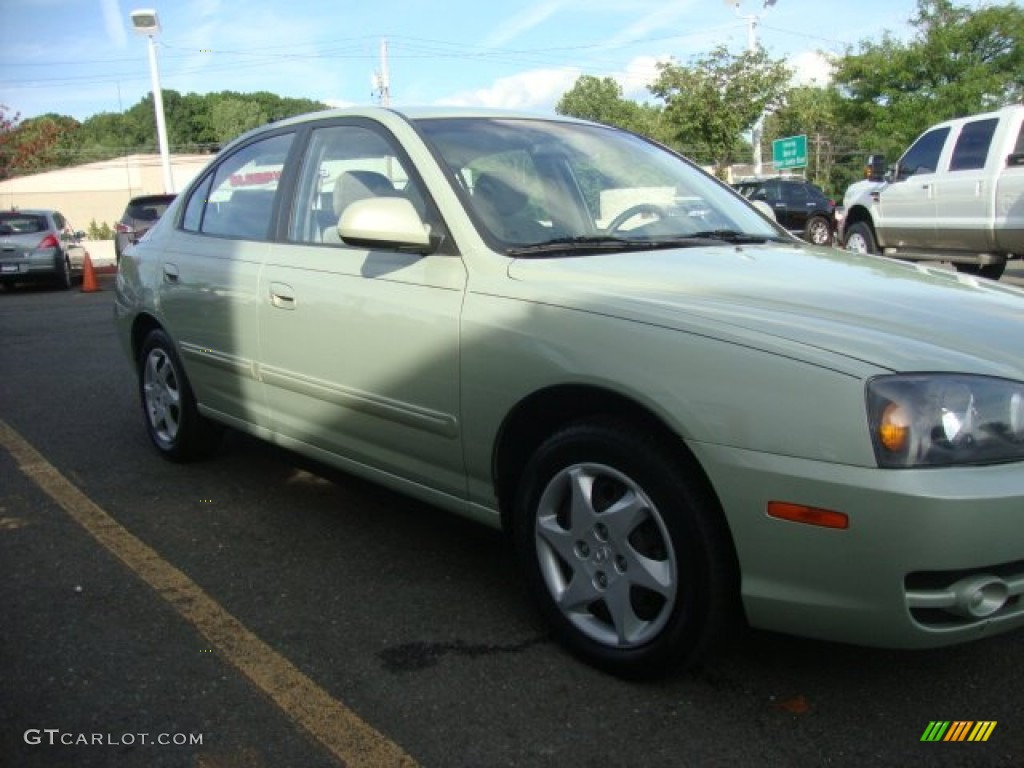 2004 Elantra GLS Sedan - Sea Shell Green / Beige photo #9