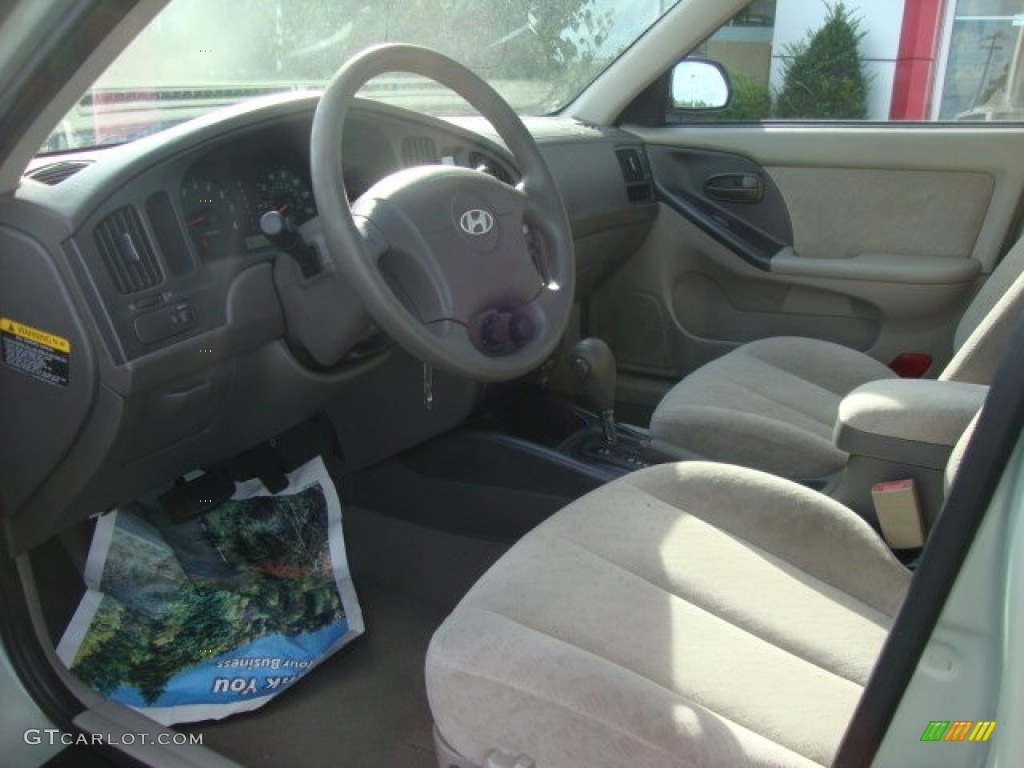 2004 Elantra GLS Sedan - Sea Shell Green / Beige photo #11