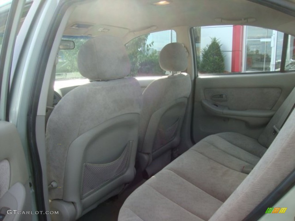 2004 Elantra GLS Sedan - Sea Shell Green / Beige photo #18