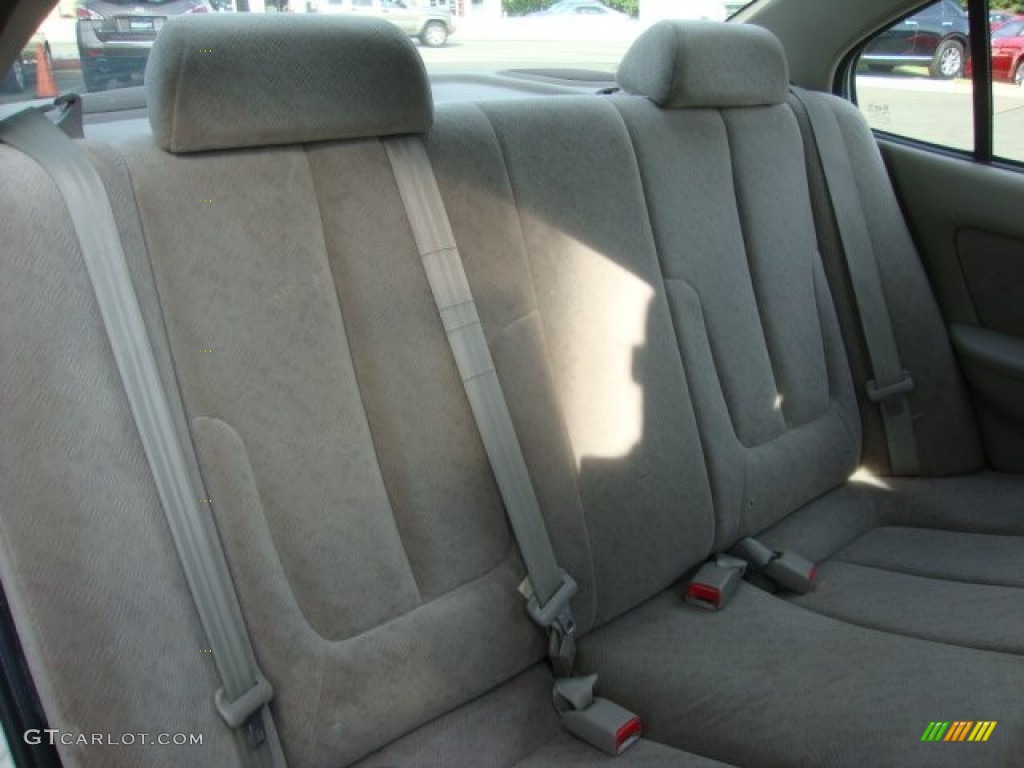 2004 Elantra GLS Sedan - Sea Shell Green / Beige photo #22