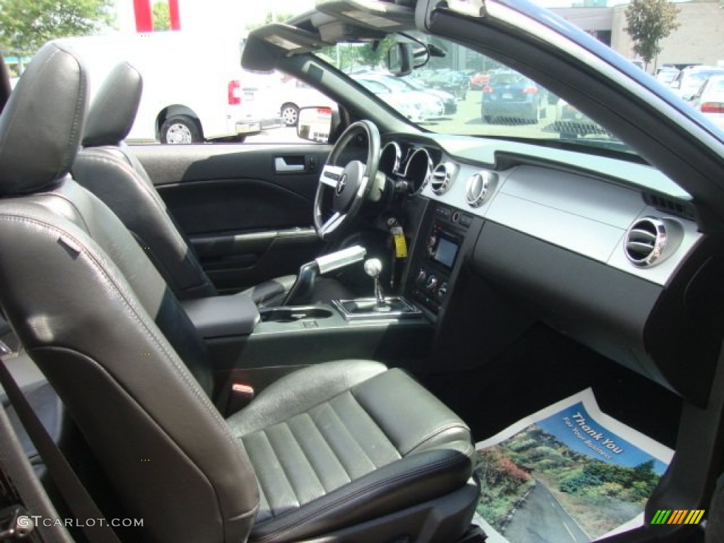 2008 Mustang GT Premium Convertible - Black / Dark Charcoal photo #28