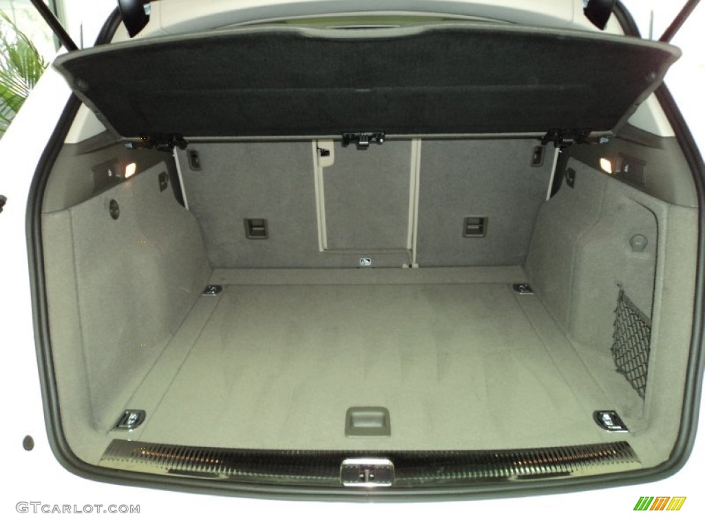 2011 Audi Q5 3.2 quattro Trunk Photo #52252666