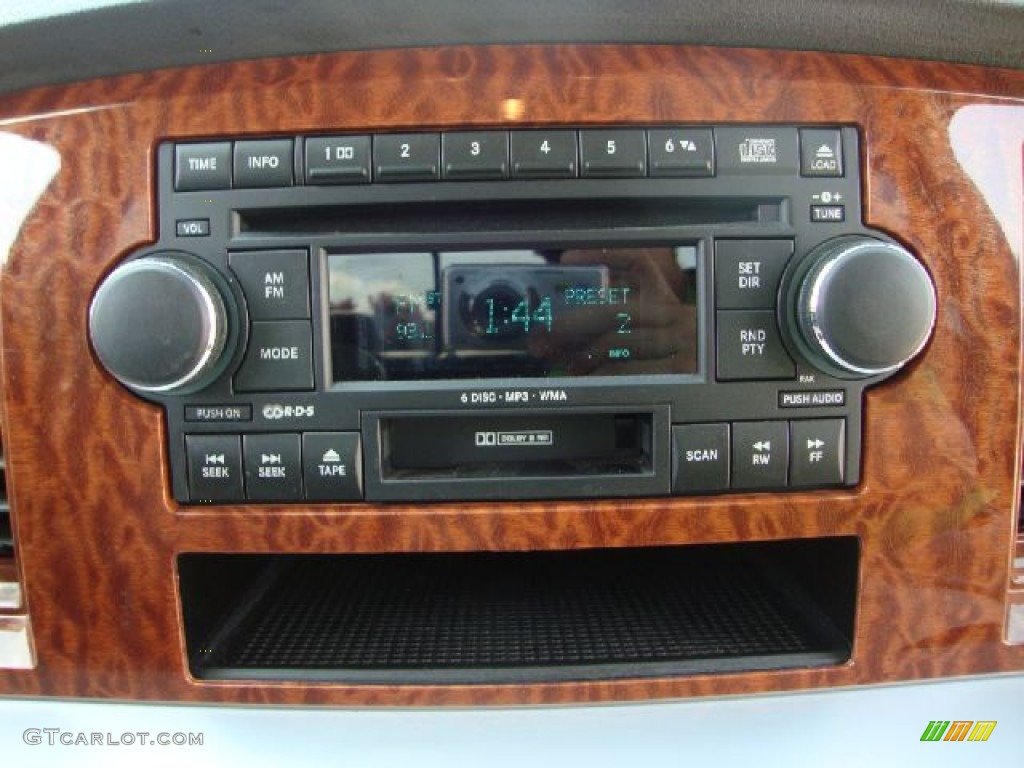 2007 Dodge Ram 1500 Laramie Quad Cab 4x4 Controls Photo #52253080