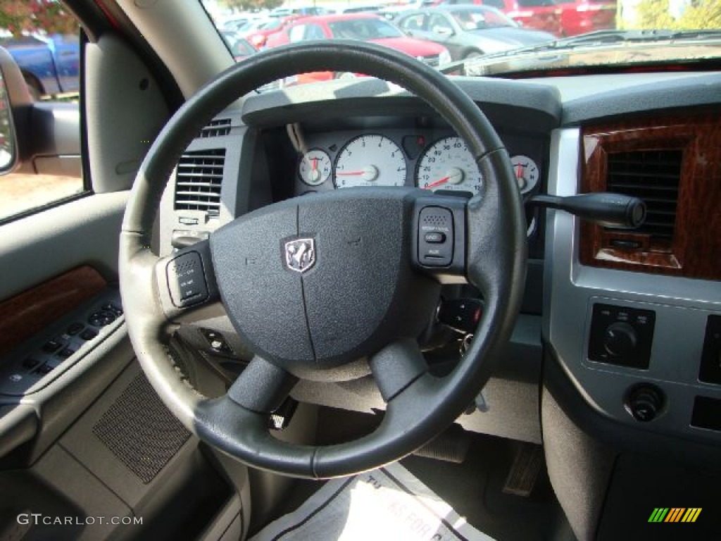 2007 Dodge Ram 1500 Laramie Quad Cab 4x4 Medium Slate Gray Steering Wheel Photo #52253101